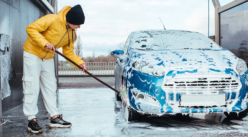 Bravez l'Hiver avec Éclat : Les Bienfaits d'un Lavage Régulier pour Votre Voiture - GAVOT CAR CLEANING